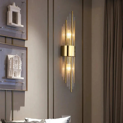 VALERIA – Luxus Kristall-Wandleuchte mit goldenem Sockel & Up-Down-Effekt
